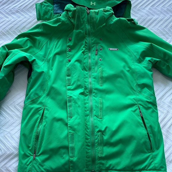 Under Armour Women’s Ski Jacket, Medium - Picture 12 of 15